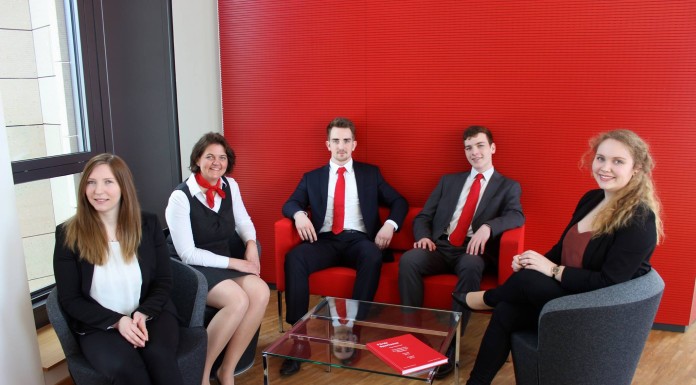 Top 5 Gründe für eine Ausbildung bei der Förde Sparkasse Azubis der Förde Sparkasse