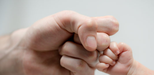 Elternzeit in der Förde Sparkasse Ein tolles Team: Vater und Sohn