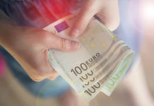 Neue Nachweispflicht bei Bareinzahlungen abbuchungen