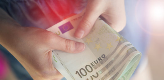 Neue Nachweispflicht bei Bareinzahlungen abbuchungen