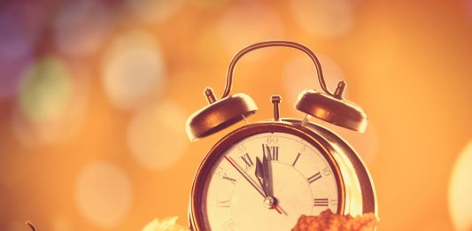 Zeitumstellung auch bei der Förde Sparkasse