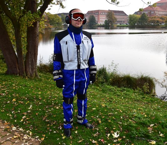 Plötzlich alt: Das Alter erleben und verstehen! Alterssimulationsanzug