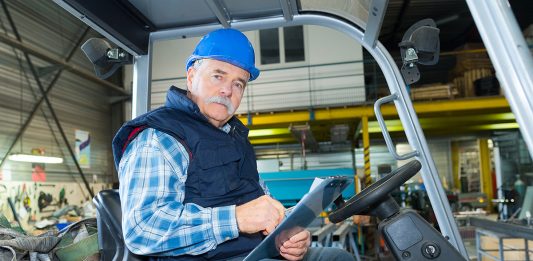 Rente: Was darf ich dazuverdienen? Nebenjob in der Rente