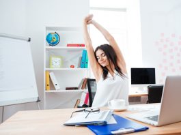 Bewegte Pause – Kleine Übungen am Arbeitsplatz | Teil 1 Bewegte Pause