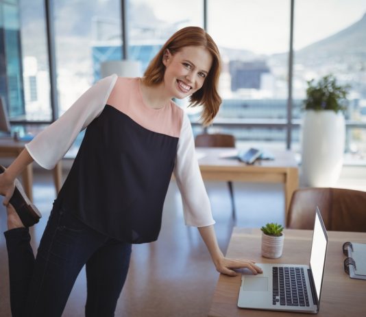 Bewegte Pause – Kleine Übungen am Arbeitsplatz | Teil 3 Bewegte Pause