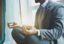 Bewegte Pause – Kleine Übungen am Arbeitsplatz | Teil 2 Bewegte Pause