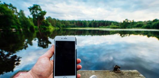 Hitzewelle: So kannst du dein Smartphone schützen