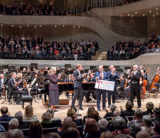 Spende für den Konzertsaal am Kieler Schloss
