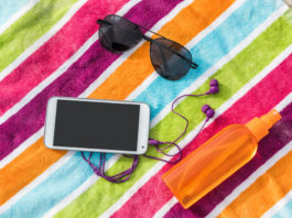 Sommer, Sonne, Smartphone – so schützen Sie Ihr Handy vor der Hitze