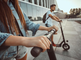 Mit Moped, E-Scooter & Co. in die Mopedsaison 2024 E-Scooter