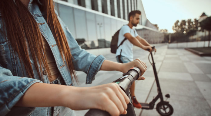 Mit Moped, E-Scooter & Co. in die Mopedsaison 2024 E-Scooter