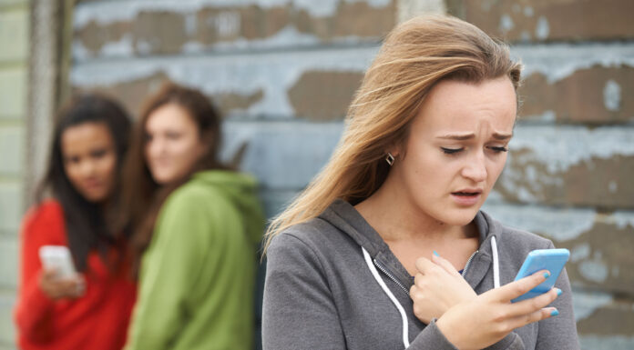 Cybermobbing: Was tun gegen Hass im Netz? cybermobbing