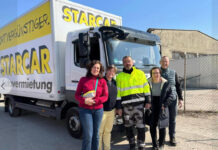 Mitarbeiter organisiert Hilfstransport für Ukrainer:innen Hilfe Ukraine