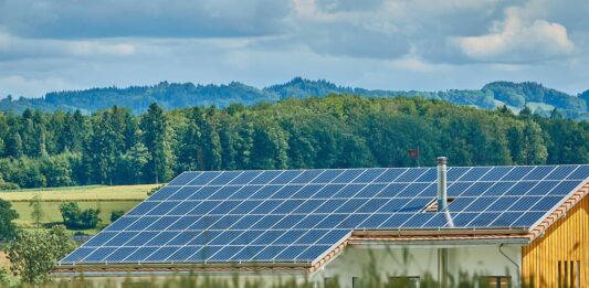 Photovoltaik: Wann sich Strom vom Dach lohnt