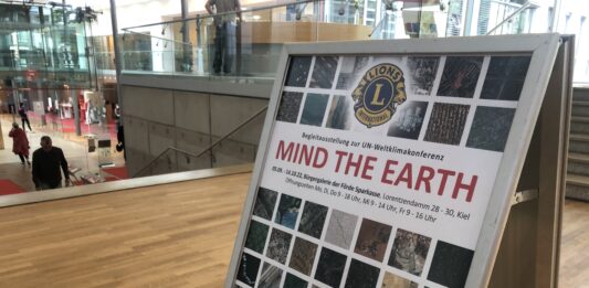 Ausstellung „MIND THE EARTH“