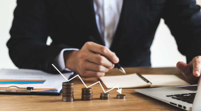 Sinkender Optimismus bei mittelständischen Unternehmen Konjunkturumfrage zeigt Anzeichen einer Rezession