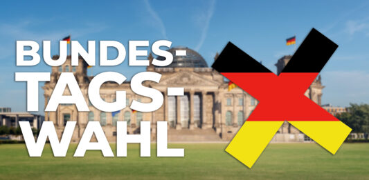 FAQ – Bundestagswahl 2025 Deutscher Bundestag Fronansicht mit blauem Himmel. Dazu der Schriftzug: Bundestagswahl mit einem Wahlkreuz in den Farben schwarz-rot-gold.
