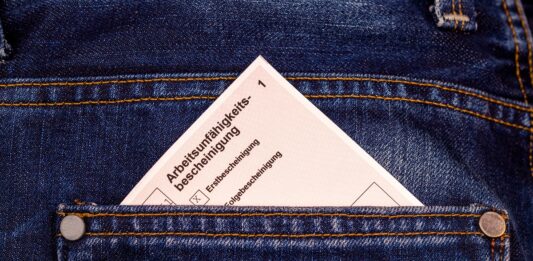 Hoher Krankenstand: Wie Unternehmen vorbeugen und souverän reagieren