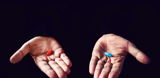 ETF oder klassischer Fonds? Am besten beides! rote oder blaue Pille