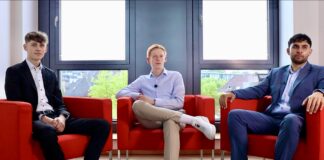 Einfach mal herein schnuppern: Das Praktikum bei der Förde Sparkasse