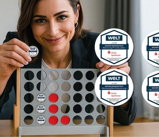 WELT-Bankentest: Die beste Bankberatung in Kiel Frau spielt 4 gewinnt