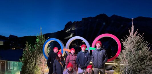 Kieler Trainerin zu Besuch bei den Olympischen Winterspielen 2026
