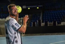 Zebra-Talk: Als Fan ganz nah dran THW Spieler Harald Reinkind in der Wunderino Arena