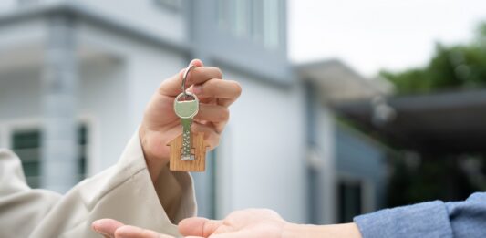 Verkaufen vs. Vermieten: So treffen Sie die richtige Entscheidung für Ihre Immobilie