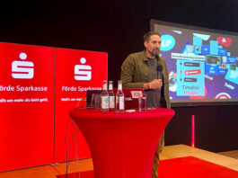 Lange Nacht der Demokratie: Interaktive Workshops mit Investigativjournalist Carsten Janz