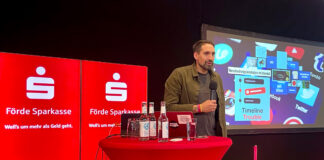 Lange Nacht der Demokratie: Interaktive Workshops mit Investigativjournalist Carsten Janz